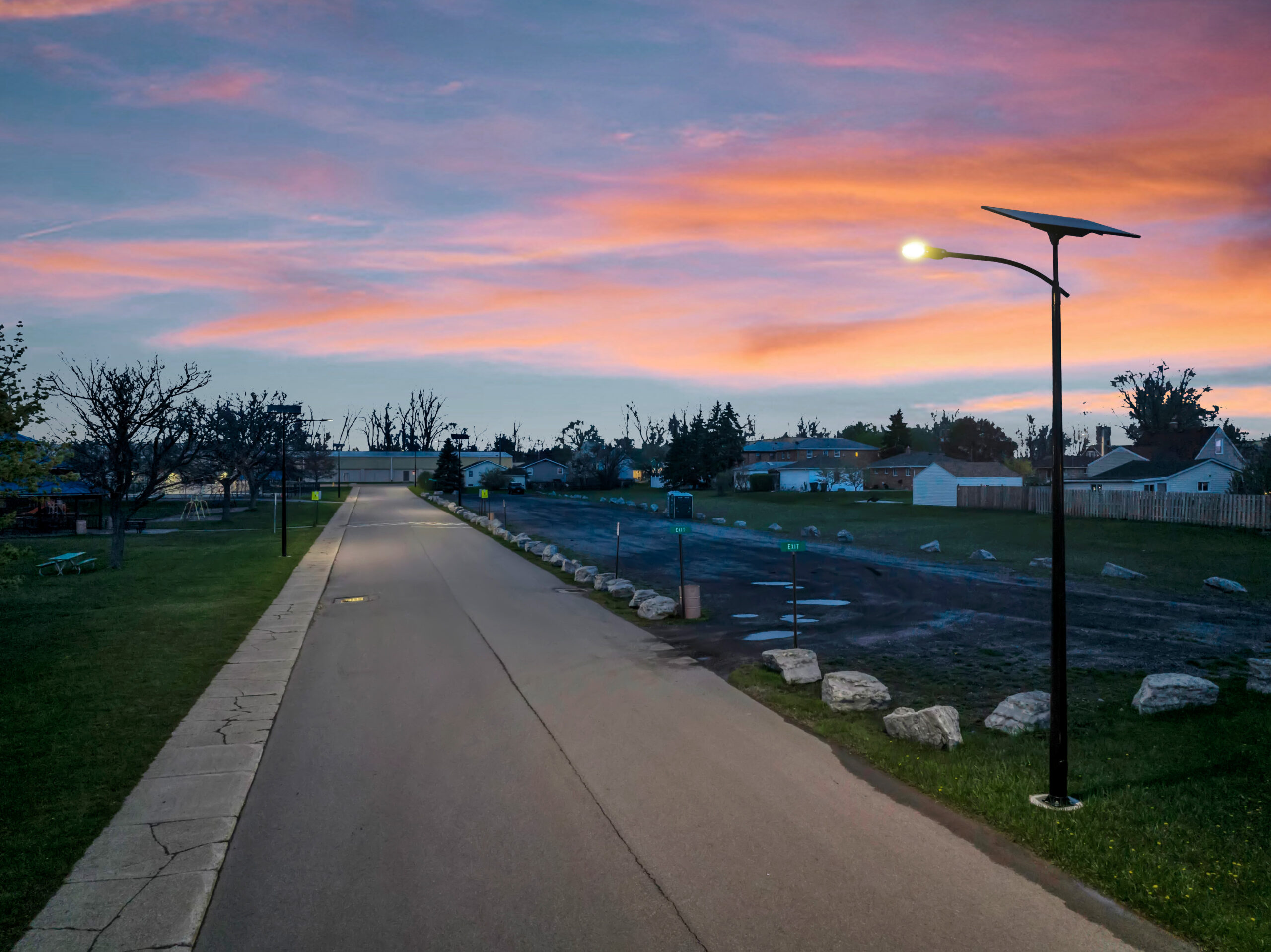 Solar Street Light illuminates street in New York