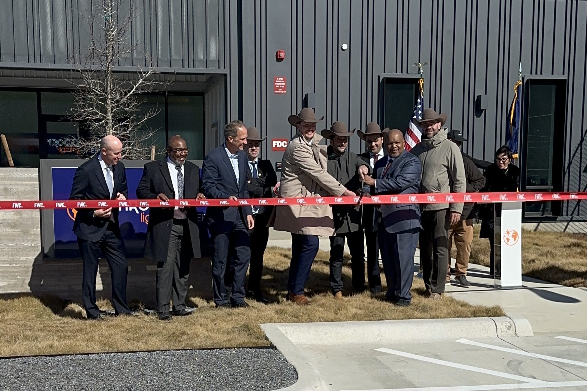 Featured image for “Fonroche Lighting America Opens State-of-the-Art U.S. Headquarters in Fort Worth, Texas”