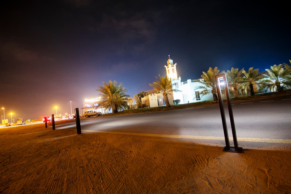 High-performance solar lights for public pathways, providing sustainable lighting solutions.