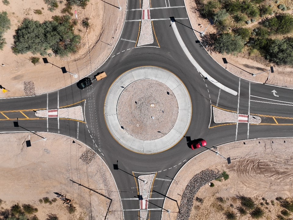 roundabout-solar-lighting-for-municipalities