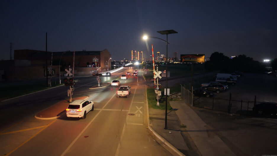 Fonroche SmartLight™ operating independently without trenching or external cabling