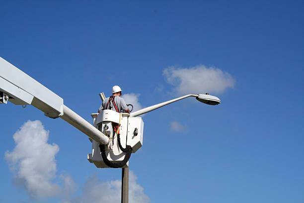 grid-tied-street-light-repair