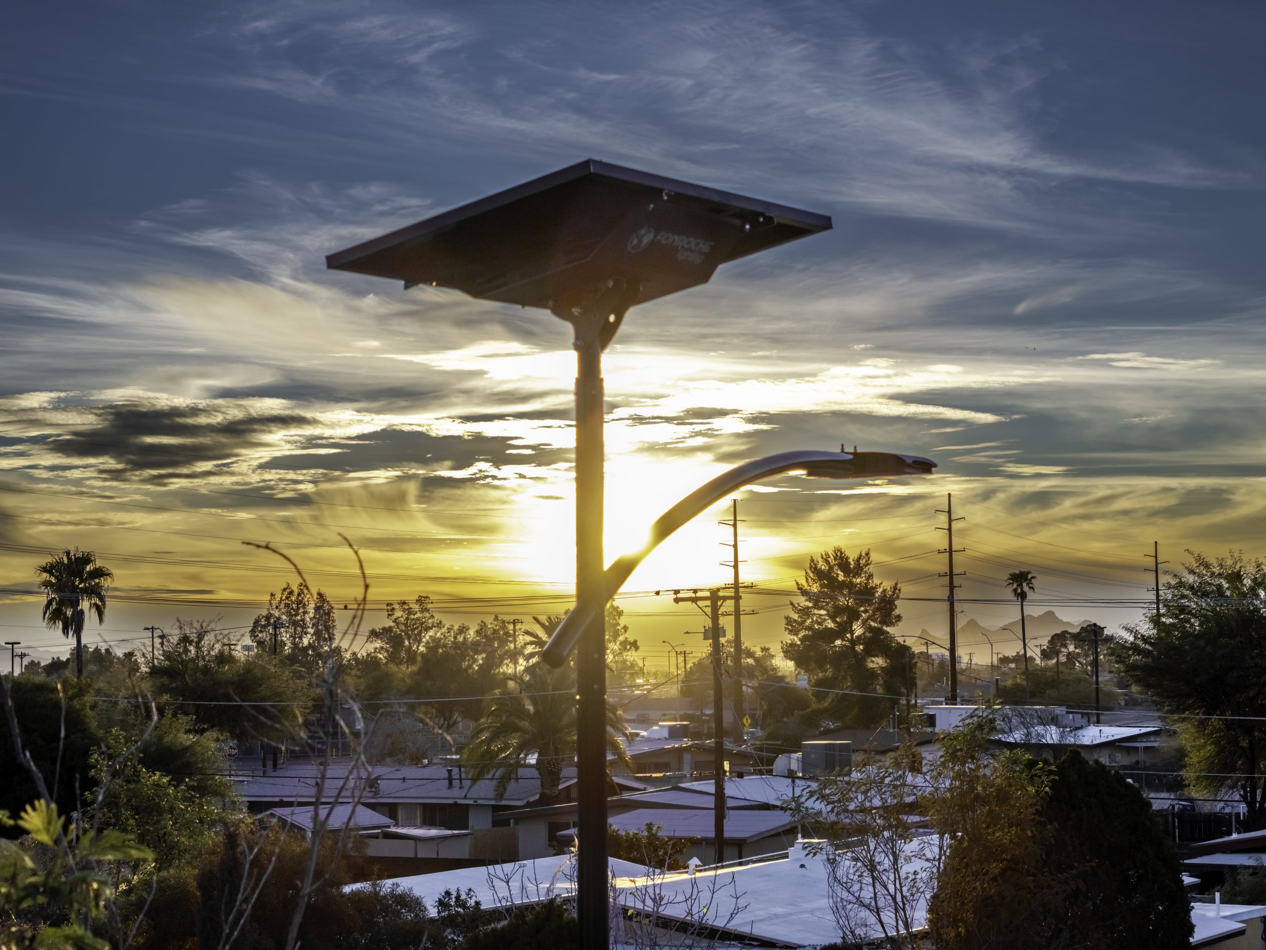 solar-street-lighting-florida-residential-sunset.jpg Solar-powered street light in Florida connected to Fonroche Connect, enabling remote monitoring, control, and real-time lighting management.