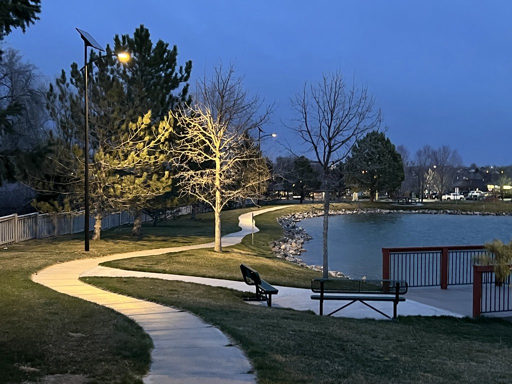 solar-street-lighting-brochure-datasheet-park-pathway.jpg Solar street lighting installation illuminating a park pathway and waterfront public space.