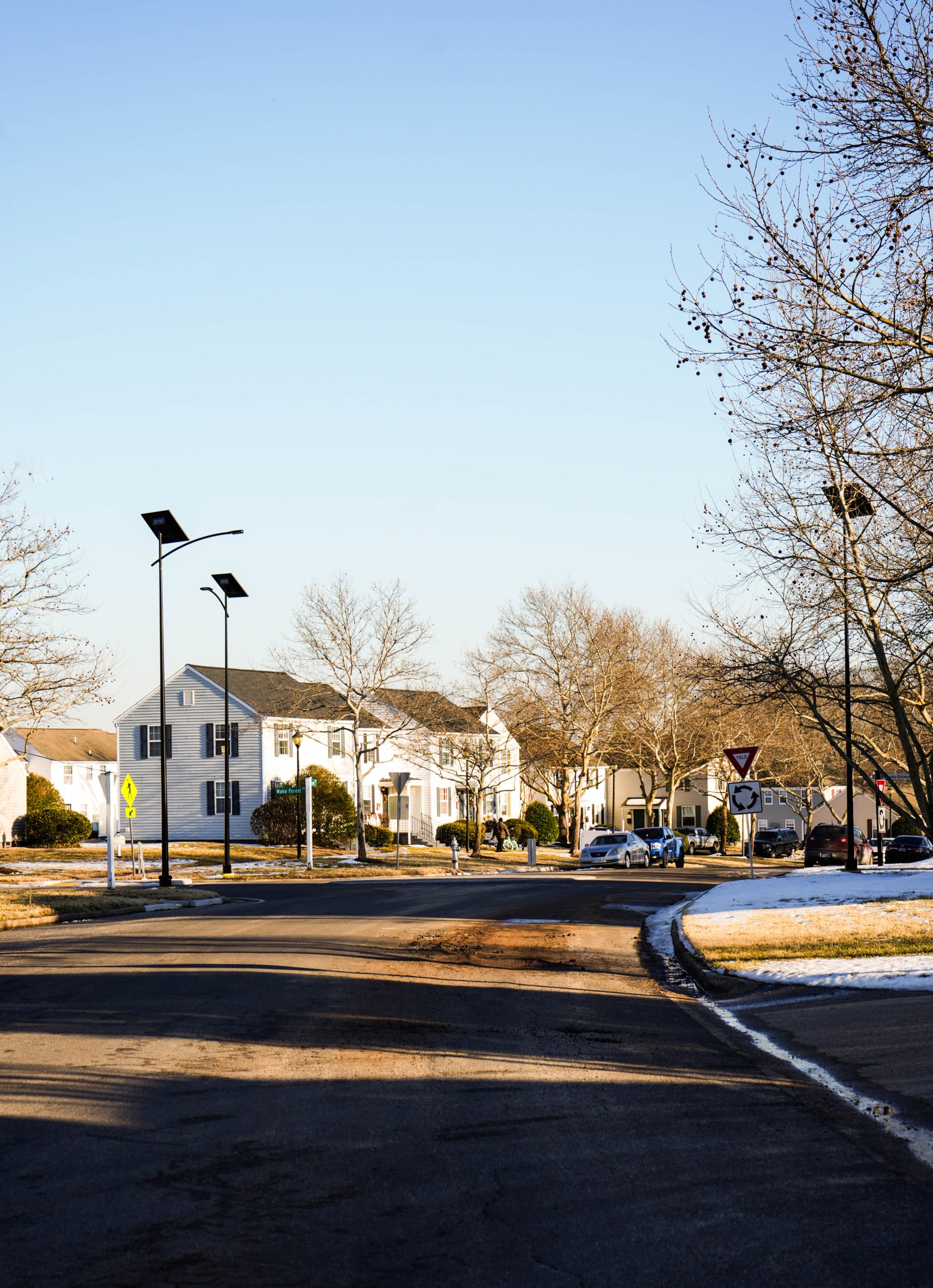 essential-smartlights-residential-neighborhood essential-smartlights-residential-neighborhood
