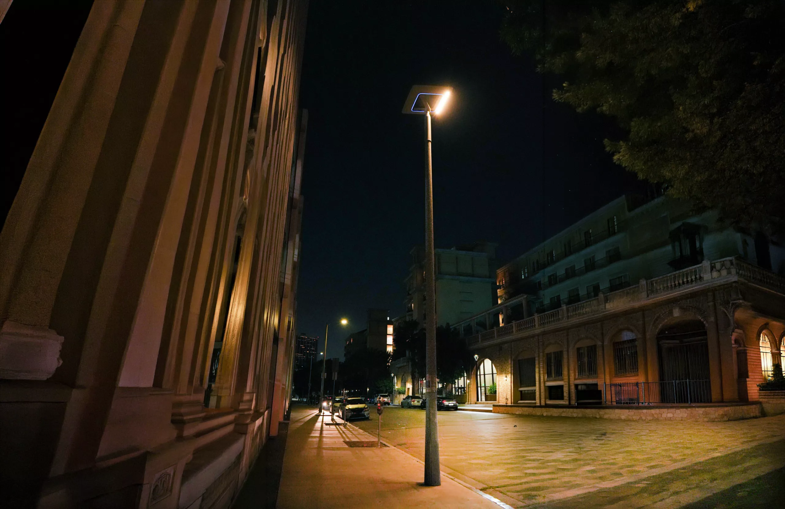 South Carolina solar street lighting system delivering autonomous, grid-free LED illumination for residential developments, roadways, and public spaces.